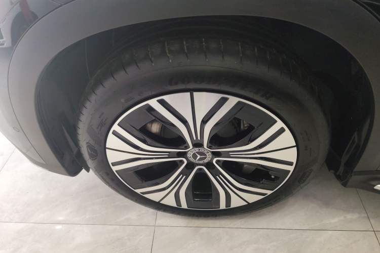 Used Mercedes-Benz EQE SUV 2024 500 4MATIC Luxury Edition Exterior 7