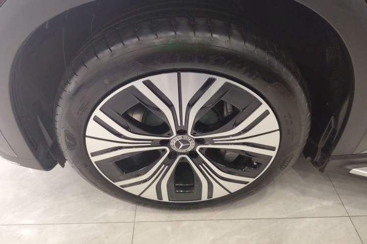 Used Mercedes-Benz EQE SUV 2024 500 4MATIC Luxury Edition Exterior 7