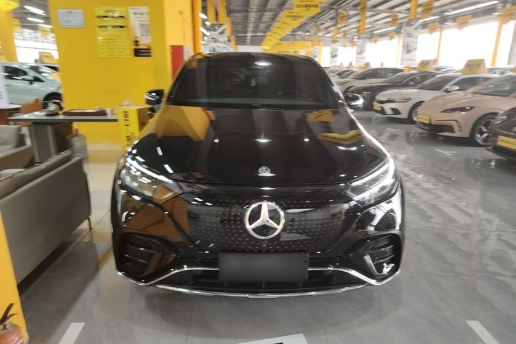 Used Mercedes-Benz EQE SUV 2024 500 4MATIC Pioneer Edition Front