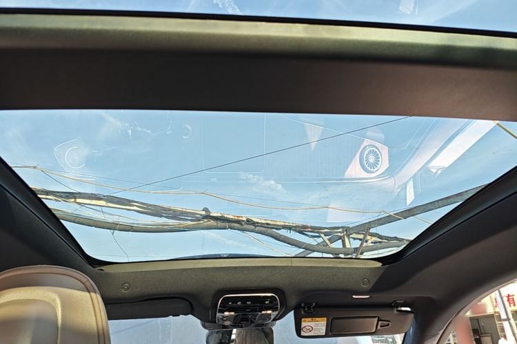 Used Mercedes-Benz EQE SUV 2024 500 4MATIC Luxury Edition Headliner