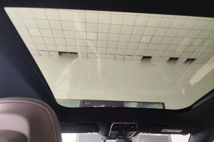 Used Mercedes-Benz EQE SUV 2024 500 4MATIC Luxury Edition Headliner