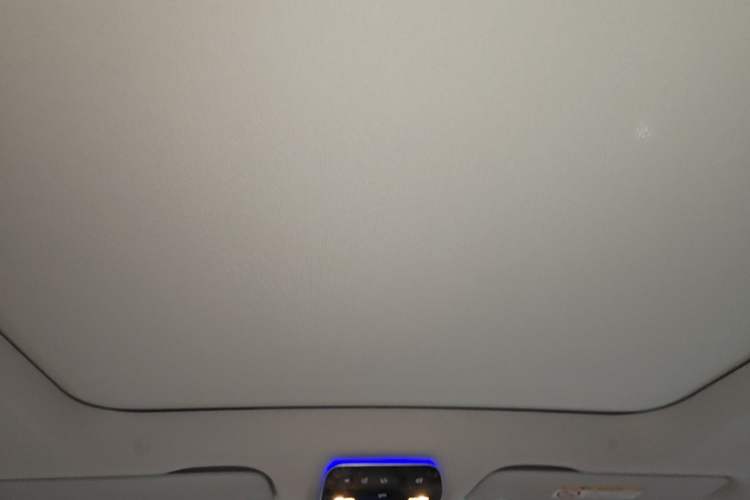 Used Mercedes-Benz EQE SUV 2024 500 4MATIC Pioneer Edition Headliner