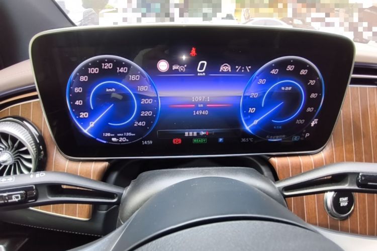 Used Mercedes-Benz EQE SUV 2024 500 4MATIC Luxury Edition Instrument Cluster