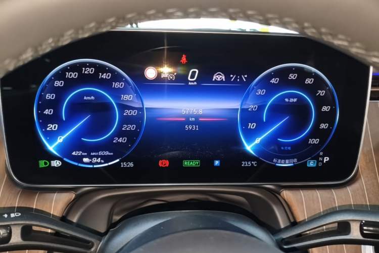 Used Mercedes-Benz EQE SUV 2024 500 4MATIC Luxury Edition Instrument Cluster