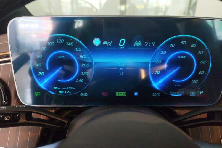 Used Mercedes-Benz EQE SUV 2024 500 4MATIC Luxury Edition Instrument Cluster