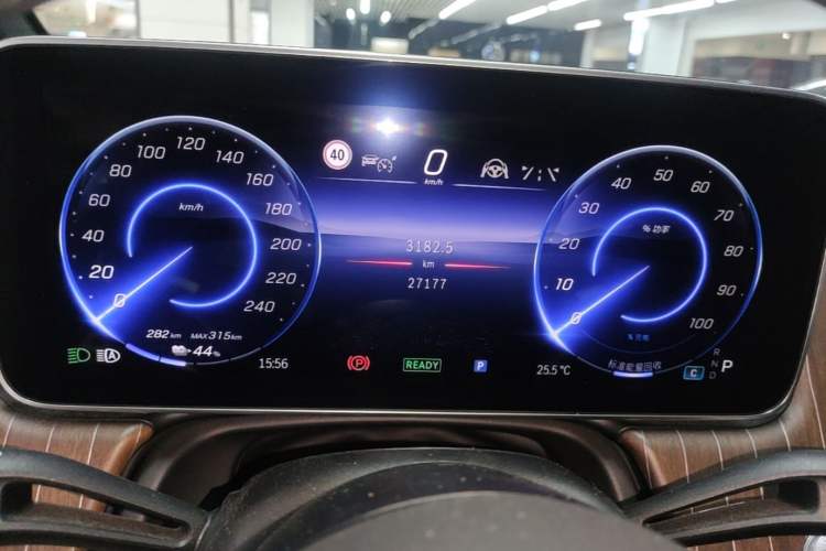 Used Mercedes-Benz EQE SUV 2024 500 4MATIC Luxury Edition Instrument Cluster
