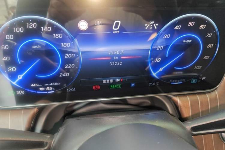 Used Mercedes-Benz EQE SUV 2024 500 4MATIC Luxury Edition Instrument Cluster