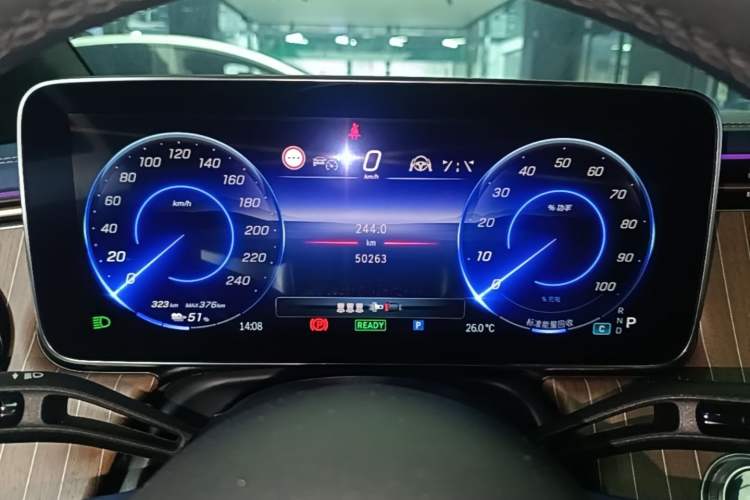 Used Mercedes-Benz EQE SUV 2024 350 4MATIC Luxury Edition Instrument Cluster