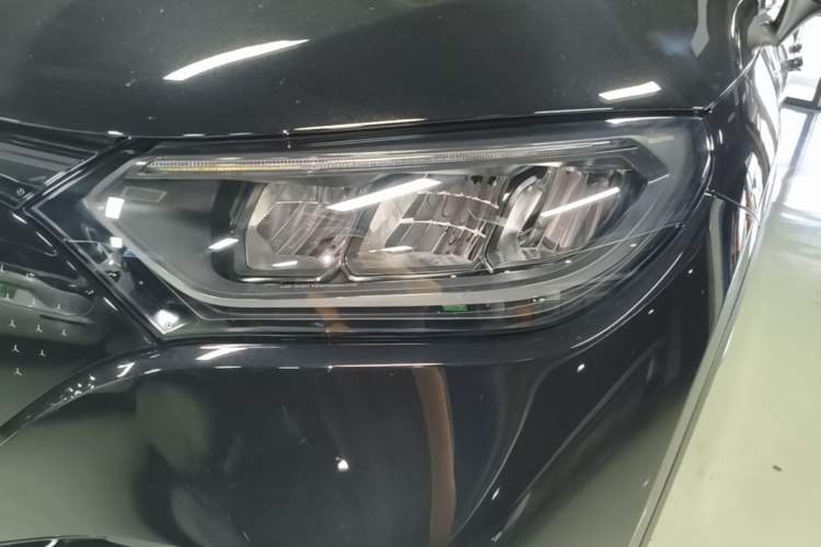Used Mercedes-Benz EQE SUV 2024 500 4MATIC Left Front Headlight