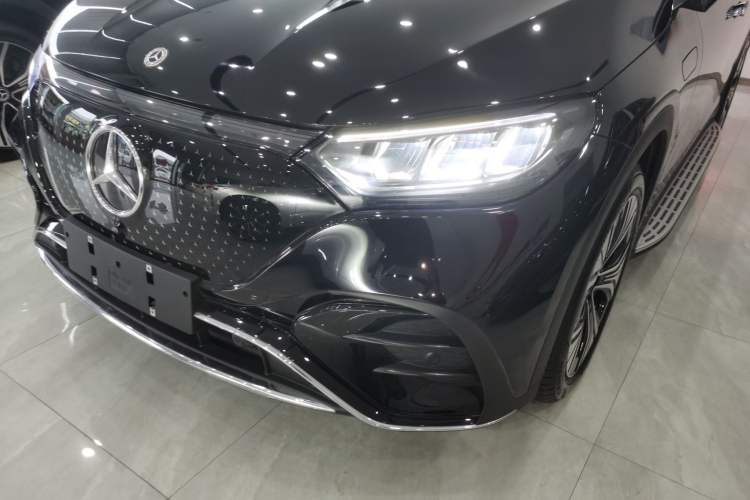 Used Mercedes-Benz EQE SUV 2024 500 4MATIC Pioneer Edition Left Front Headlight