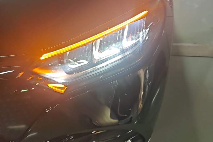Used Mercedes-Benz EQE SUV 2024 500 4MATIC Luxury Edition Left Front Headlight