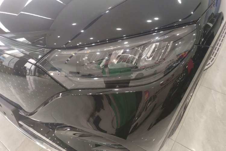Used Mercedes-Benz EQE SUV 2024 500 4MATIC Luxury Edition Left Front Headlight