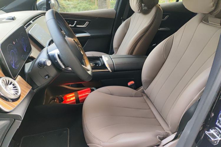 Used Mercedes-Benz EQE SUV 2024 500 4MATIC Luxury Edition Left Front Seat