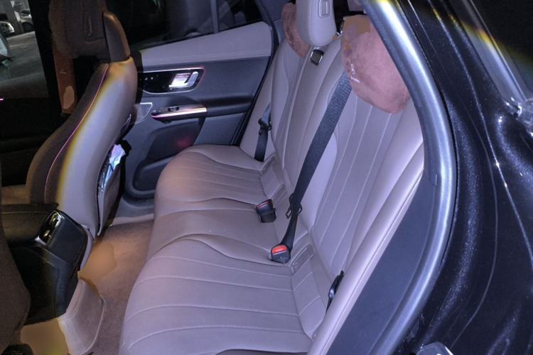 Used Mercedes-Benz EQE SUV 2024 500 4MATIC Luxury Edition Left Rear Seat