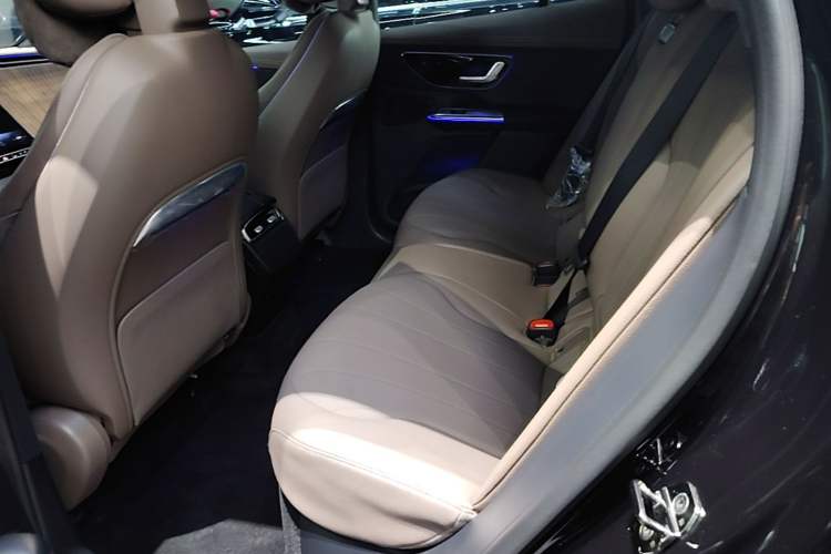 Used Mercedes-Benz EQE SUV 2024 500 4MATIC Pioneer Edition Left Rear Seat