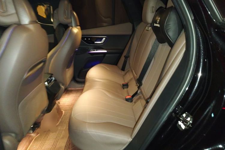 Used Mercedes-Benz EQE SUV 2024 500 4MATIC Pioneer Edition Left Rear Seat