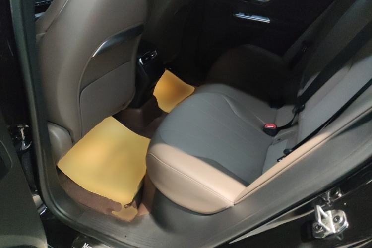 Used Mercedes-Benz EQE SUV 2024 500 4MATIC Luxury Edition Left Rear Seat