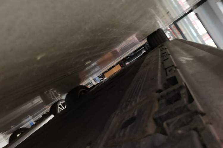 Used Mercedes-Benz EQE SUV 2024 500 4MATIC Pioneer Edition Left Side Sill
