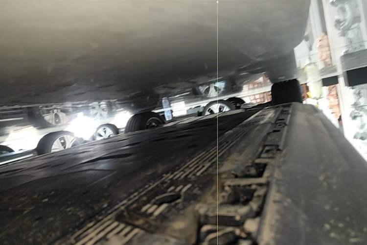 Used Mercedes-Benz EQE SUV 2024 500 4MATIC Luxury Edition Left Side Sill