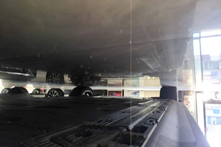 Used Mercedes-Benz EQE SUV 2024 500 4MATIC Luxury Edition Left Side Sill