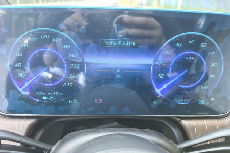 Used Mercedes-Benz EQE SUV 2024 500 4MATIC Pioneer Edition Odometer Close Up