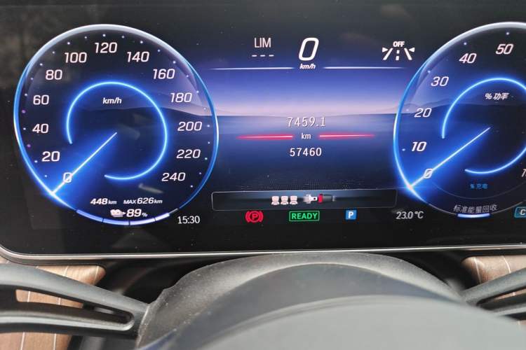 Used Mercedes-Benz EQE SUV 2024 500 4MATIC Pioneer Edition Odometer Close Up