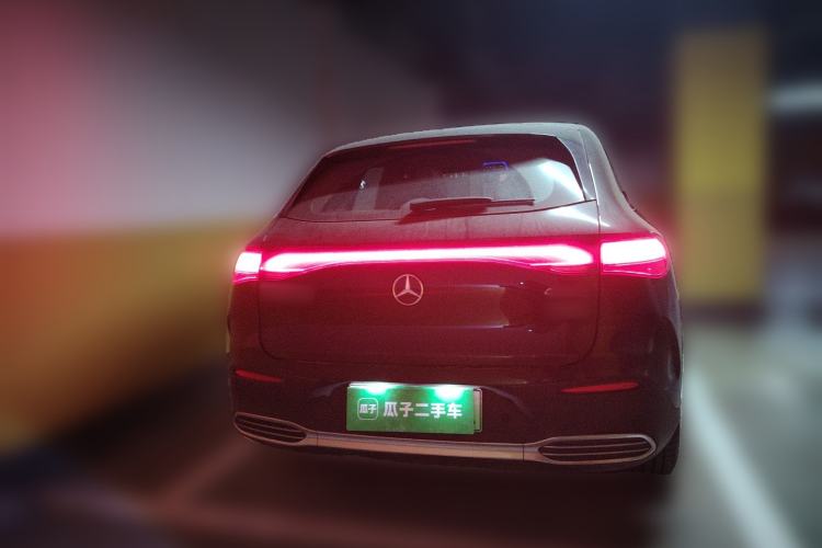 Used Mercedes-Benz EQE SUV 2024 500 4MATIC Luxury Edition Rear
