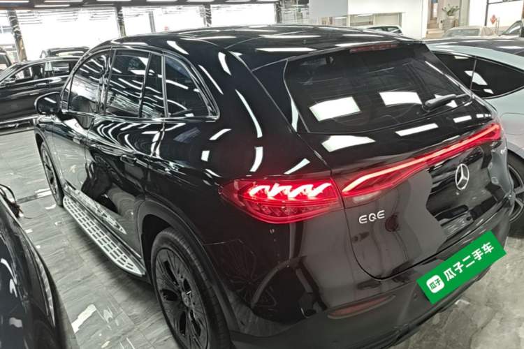 Used Mercedes-Benz EQE SUV 2024 350 4MATIC Luxury Edition Rear Left 45 Deg