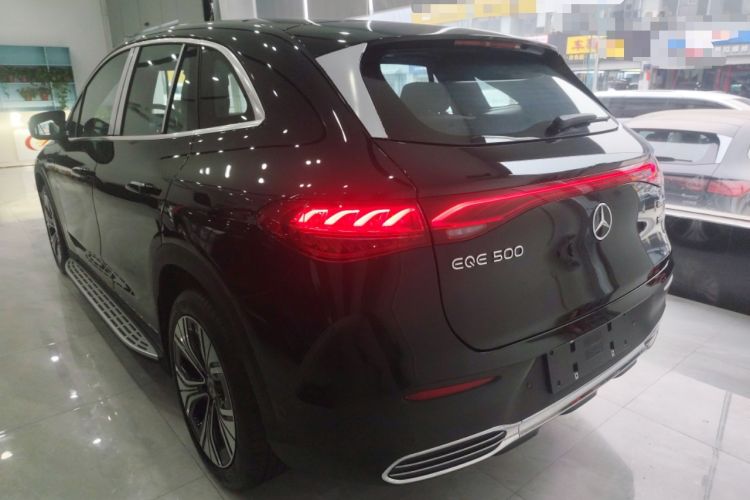 Used Mercedes-Benz EQE SUV 2024 500 4MATIC Luxury Edition Rear Left 45 Deg