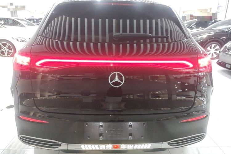 Used Mercedes-Benz EQE SUV 2024 500 4MATIC Luxury Edition Rear