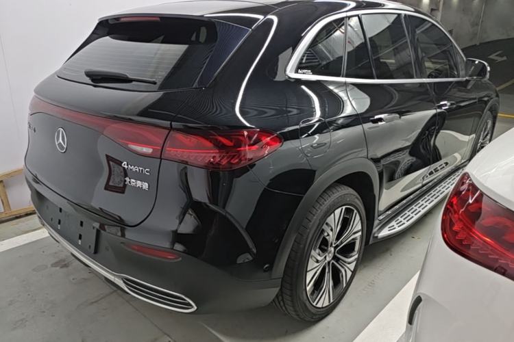 Used Mercedes-Benz EQE SUV 2024 350 4MATIC Luxury Edition Rear Right 45 Deg