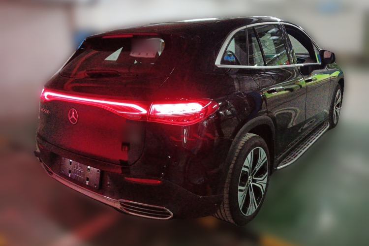 Used Mercedes-Benz EQE SUV 2024 500 4MATIC Luxury Edition Rear Right 45 Deg