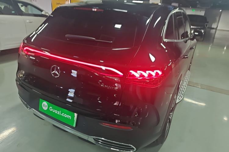 Used Mercedes-Benz EQE SUV 2024 500 4MATIC Luxury Edition Rear Right 45 Deg