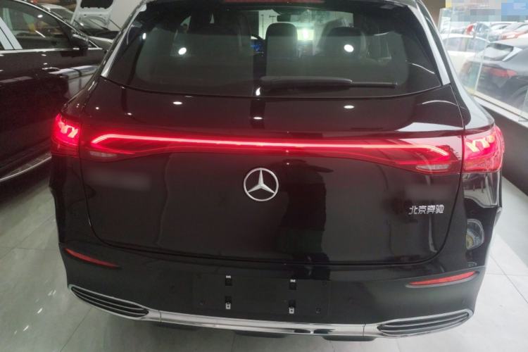 Used Mercedes-Benz EQE SUV 2024 500 4MATIC Luxury Edition Rear