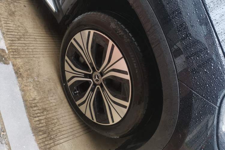 Used Mercedes-Benz EQE SUV 2024 500 4MATIC Luxury Edition Right Front Wheel Hub