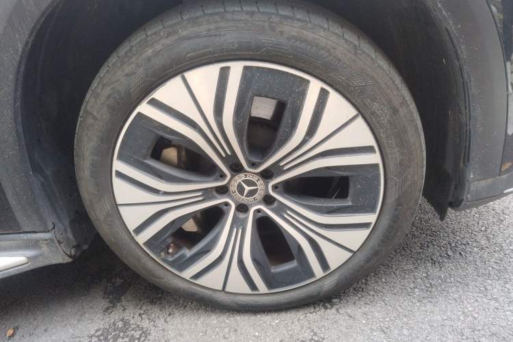 Used Mercedes-Benz EQE SUV 2024 350 4MATIC Luxury Edition Right Front Wheel Hub