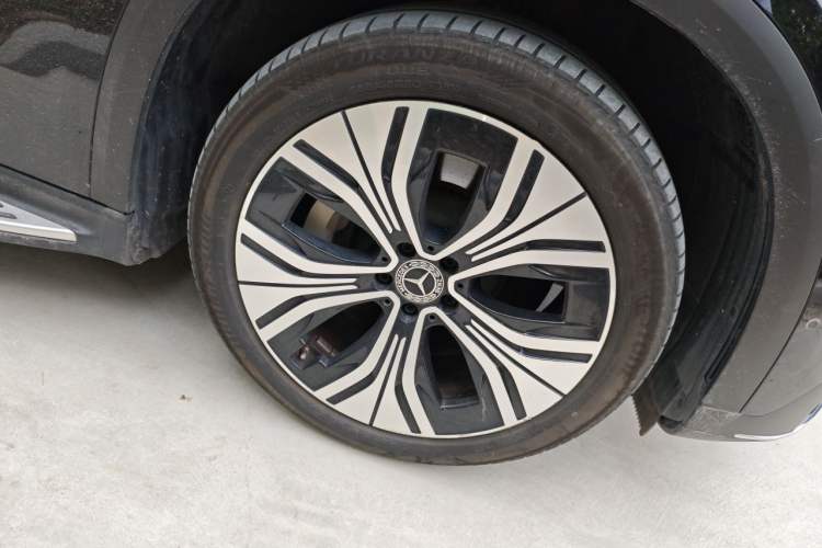 Used Mercedes-Benz EQE SUV 2024 350 4MATIC Luxury Edition Right Front Wheel Hub