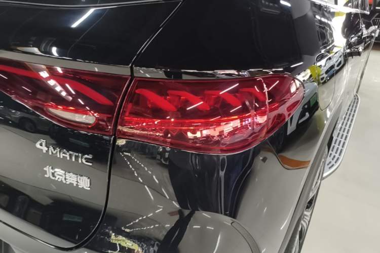Used Mercedes-Benz EQE SUV 2024 500 4MATIC Luxury Edition Right Rear Taillight