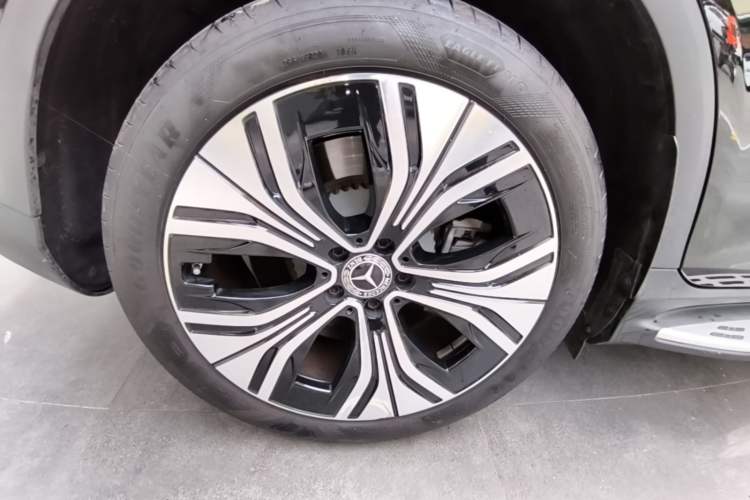 Used Mercedes-Benz EQE SUV 2024 500 4MATIC Luxury Edition Right Rear Wheel Hub