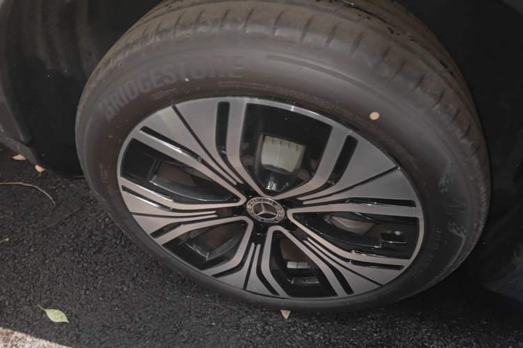 Used Mercedes-Benz EQE SUV 2024 500 4MATIC Luxury Edition Right Rear Wheel Hub