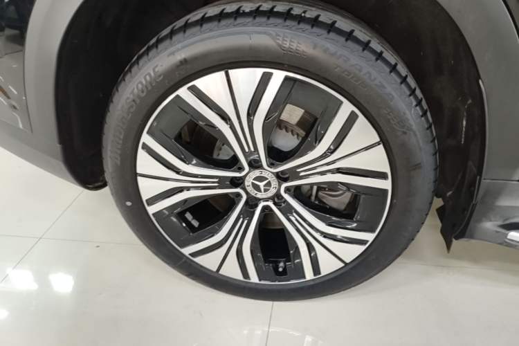 Used Mercedes-Benz EQE SUV 2024 500 4MATIC Luxury Edition Right Rear Wheel Hub