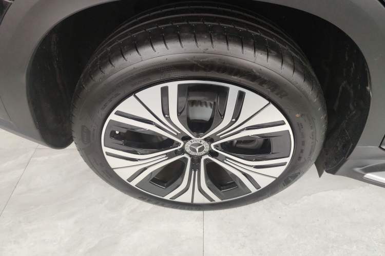 Used Mercedes-Benz EQE SUV 2024 500 4MATIC Luxury Edition Right Rear Wheel Hub