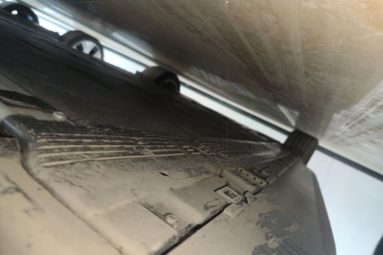 Used Mercedes-Benz EQE SUV 2024 500 4MATIC Pioneer Edition Right Side Sill