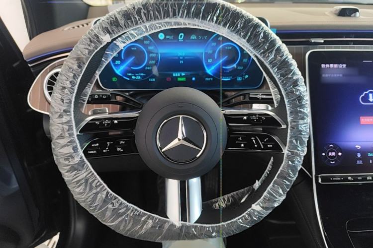 Used Mercedes-Benz EQE SUV 2024 500 4MATIC Luxury Edition Steering Wheel