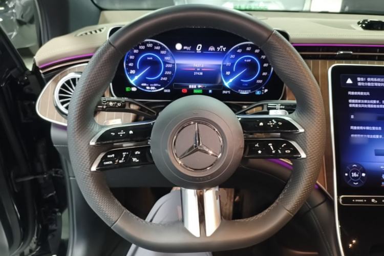 Used Mercedes-Benz EQE SUV 2024 500 4MATIC Steering Wheel