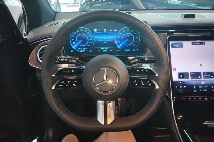 Used Mercedes-Benz EQE SUV 2024 500 4MATIC Steering Wheel