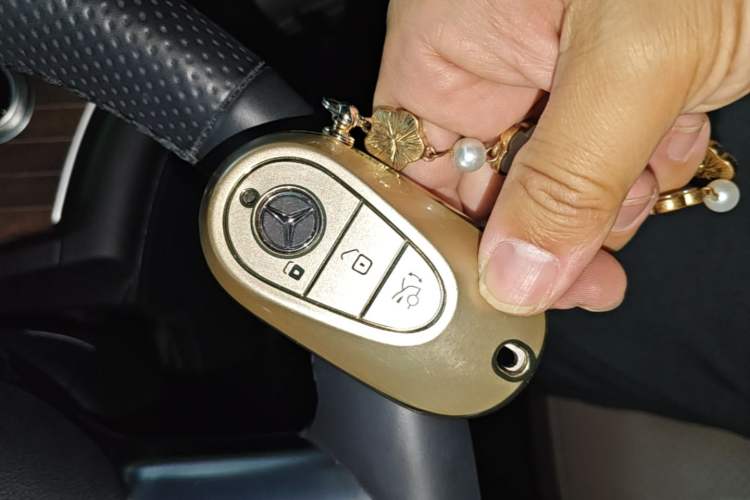 Used Mercedes-Benz EQE SUV 2024 350 4MATIC Luxury Edition Vehicle Key