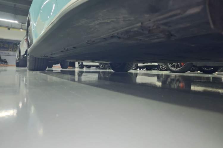 Used Mercedes-Benz EQE SUV 2024 500 4MATIC Pioneer Edition Left Side Sill