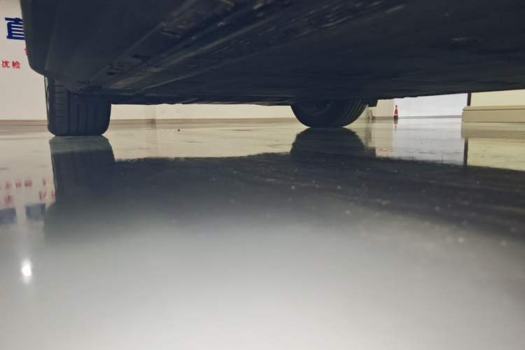 Used Mercedes-Benz EQE SUV 2024 500 4MATIC Pioneer Edition Right Side Sill