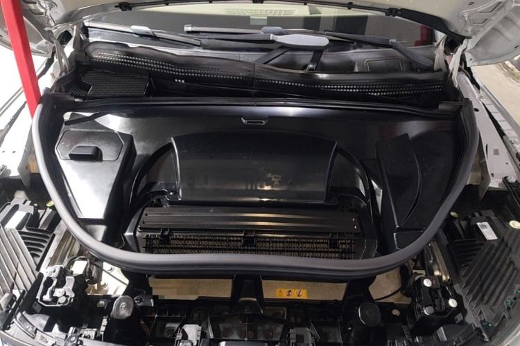 Used Mercedes-Benz EQE SUV 2024 350 4MATIC Luxury Edition Engine Bay